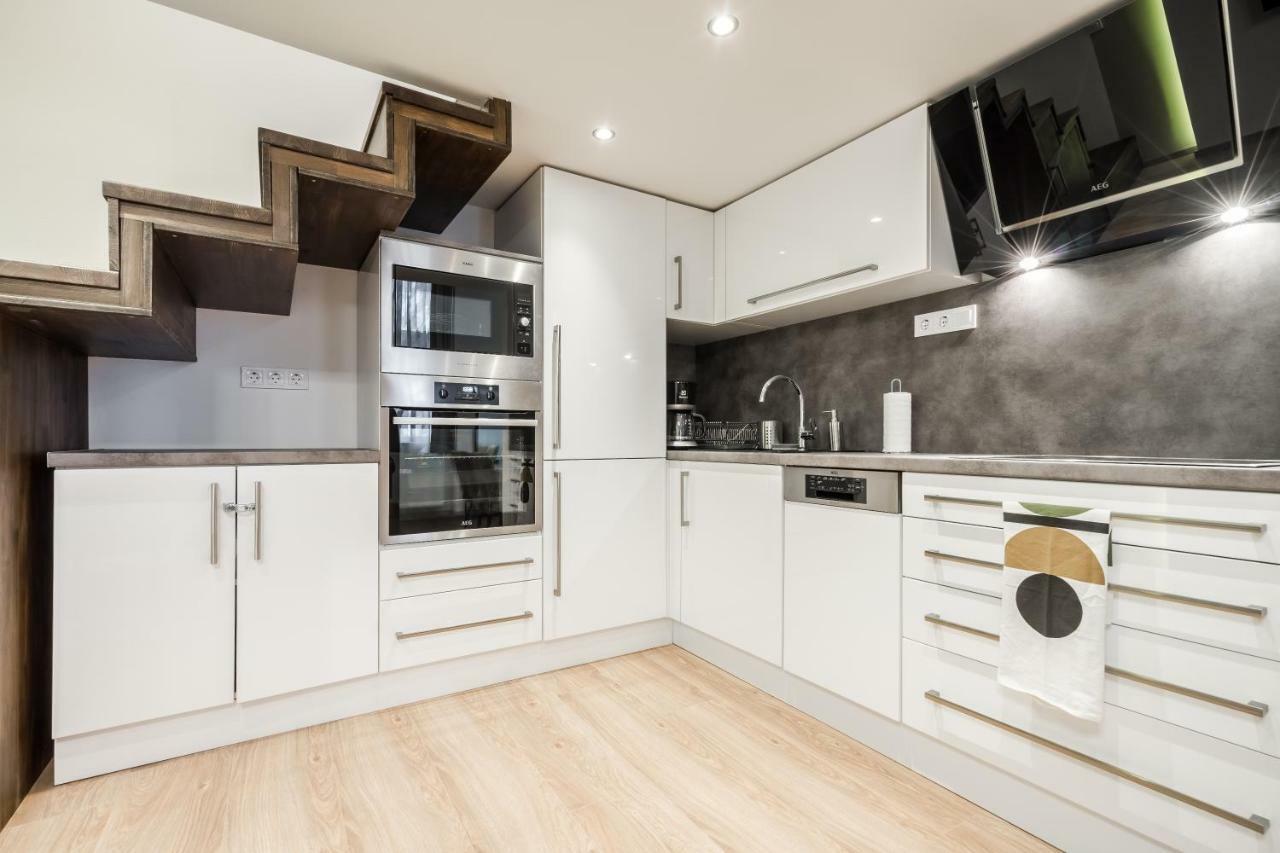 Bpr Luxurious & Stylish Duplex Home Budapest Esterno foto